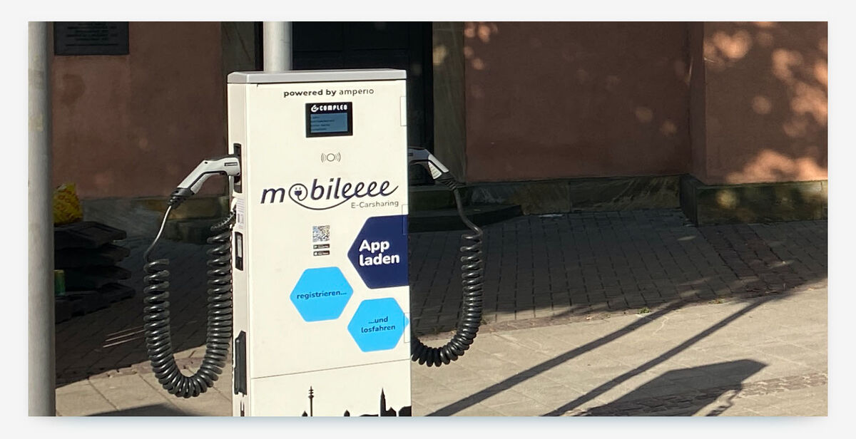 Mobileeee charging stations